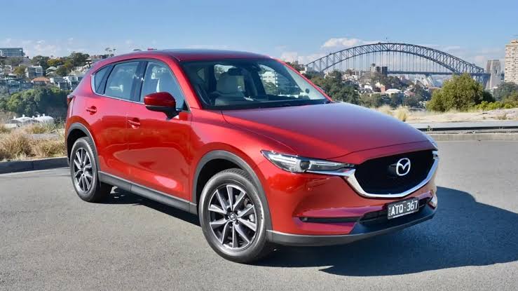 نسخة تجريبية من سيارة مازدا CX-5 طراز 2018
